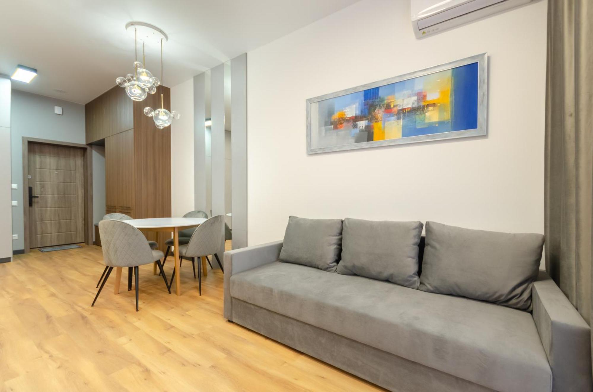 Petrovdom 160-161-166-3A-3B-131A-104A In Beautiful Apartments In Rc "Yaroslaviv Grad" Kyiv Exterior photo
